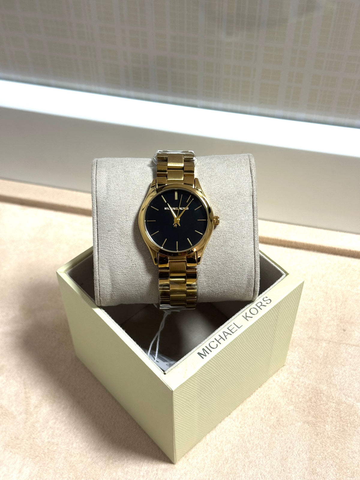Montre Femmes Michael Kors dore tableu noir