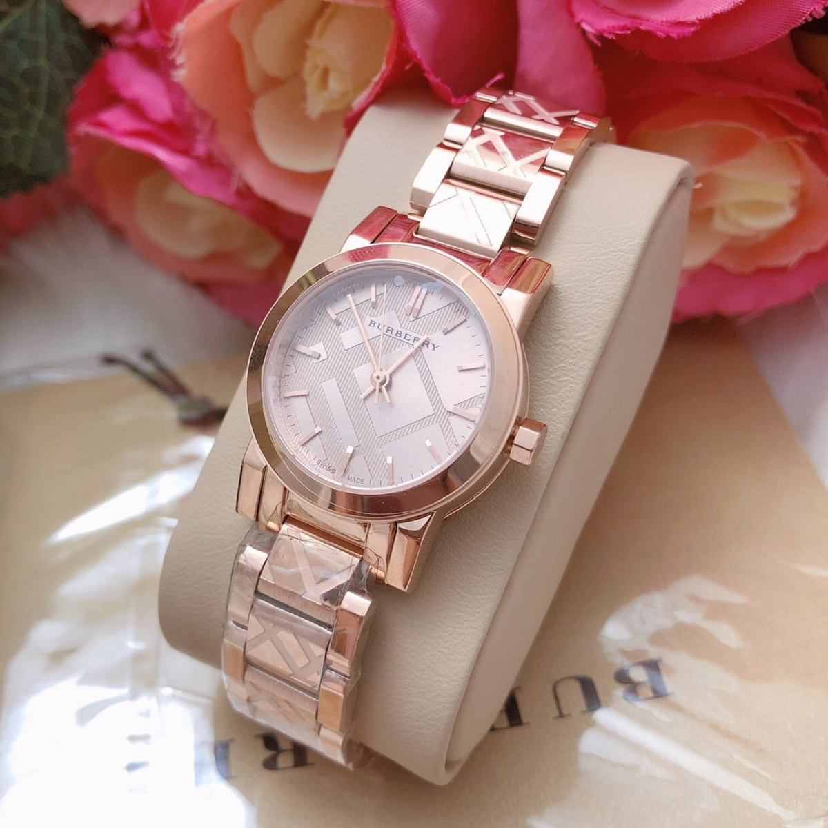 Montre Burberry femme Steel Bracelet BU9235