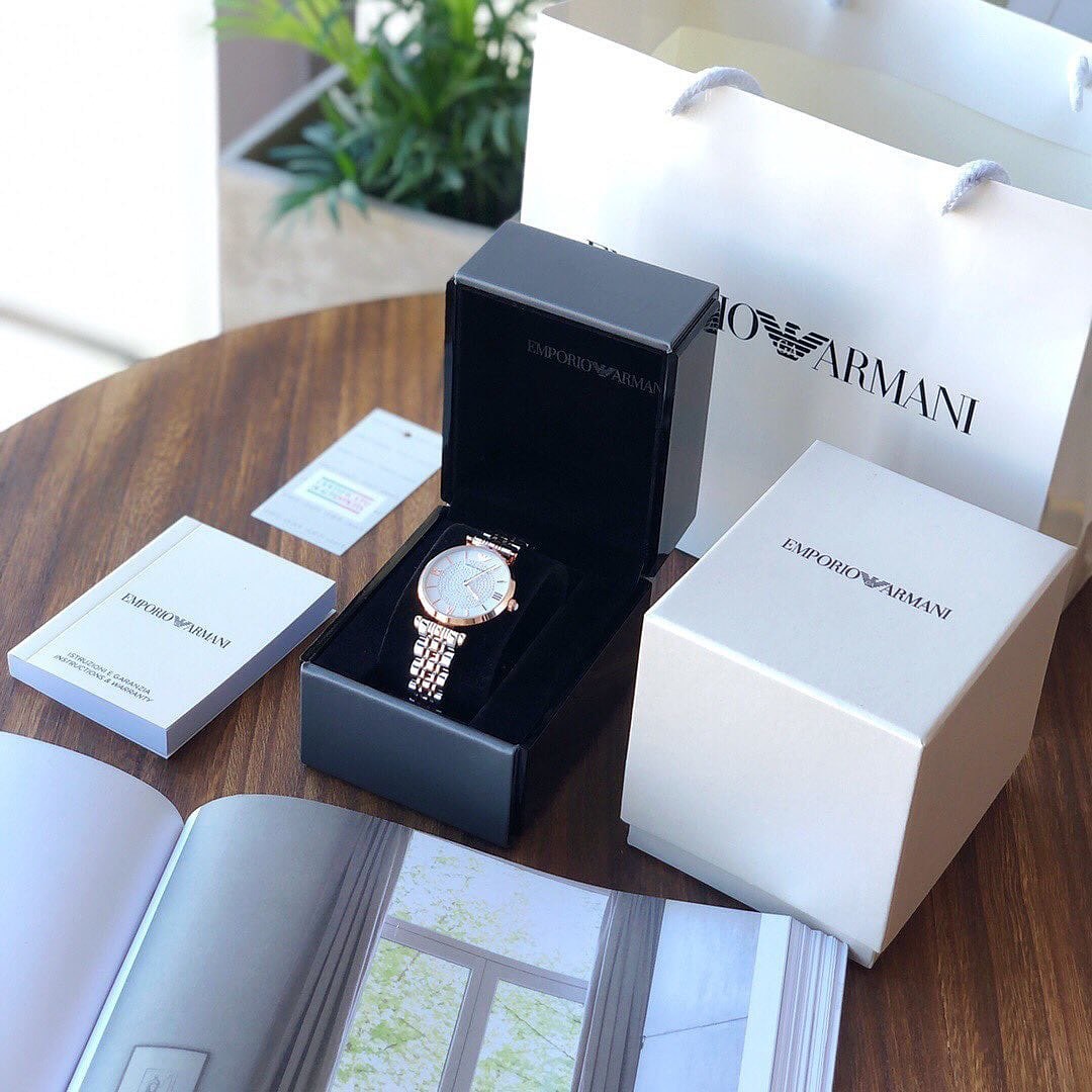 Montre Emporio Armani Classic AR2076