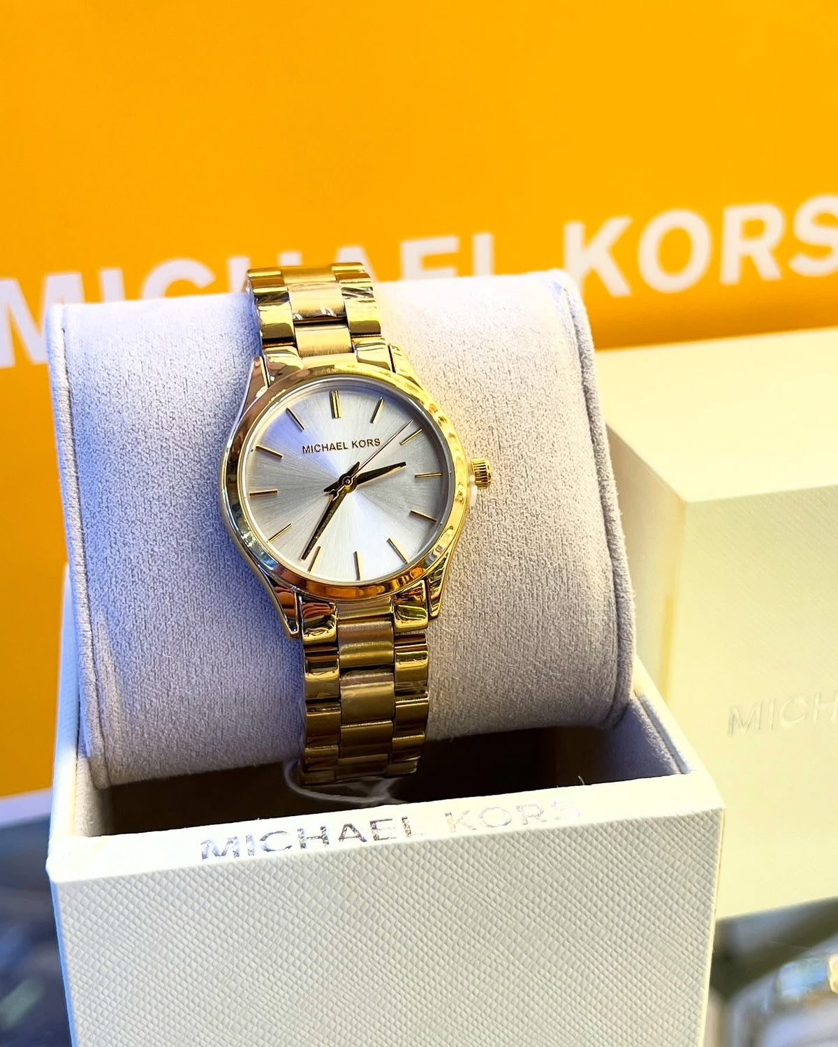 Montre Femmes Michael Kors dore tableu blanc